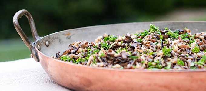 Parslied Baked Rice with Mushrooms